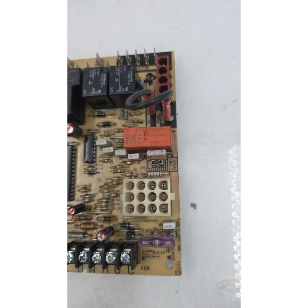 031-01267-000 - OEM Upgraded York Furnace Control Circuit Board